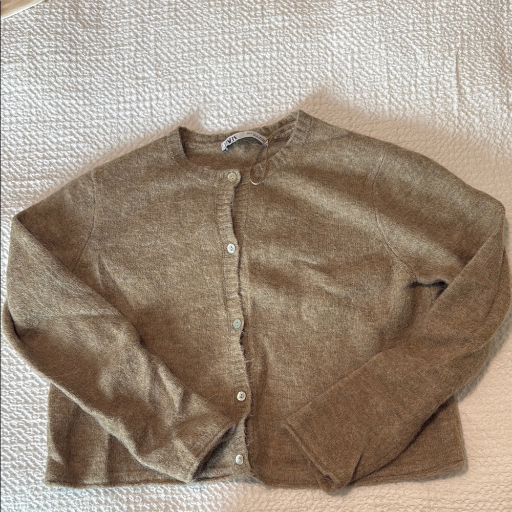 Zara Cropped Tan Cardigan Size Small